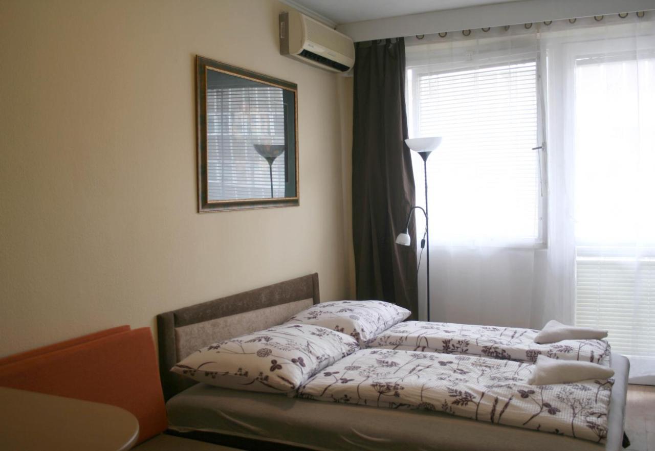 Víctor Hugo Central Apartment Budapeste Exterior foto